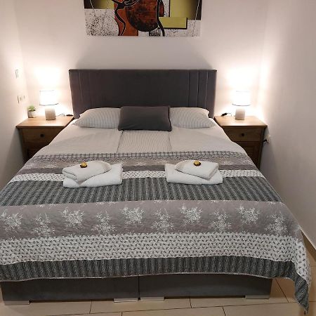 Apartments Alexandra เซเลีย ภายนอก รูปภาพ