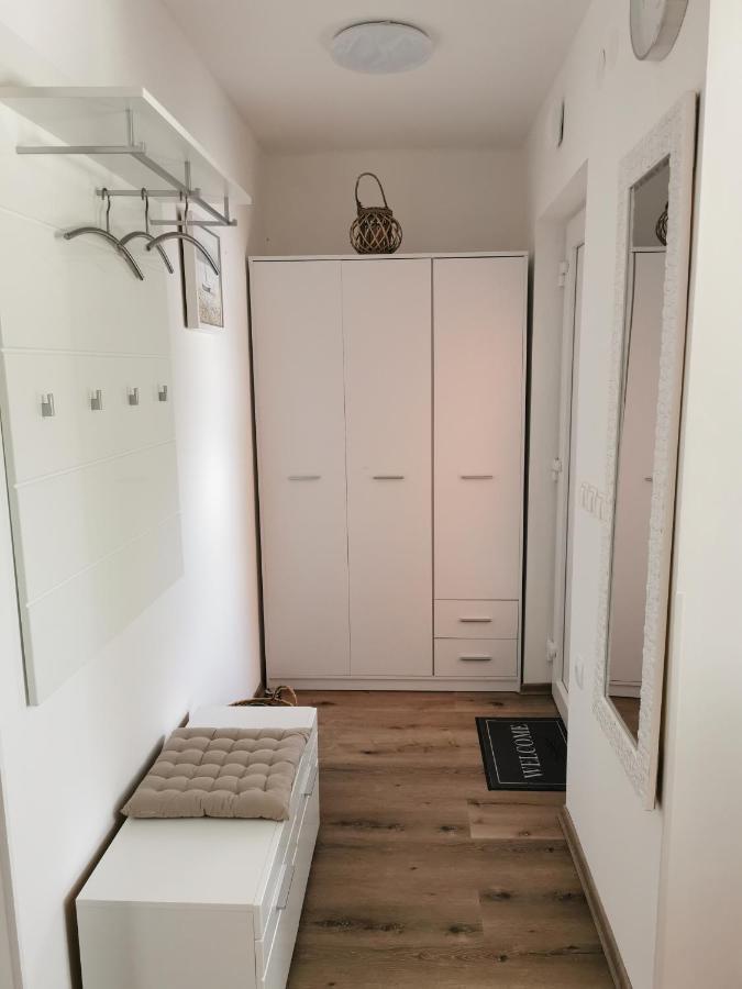 Apartments Alexandra เซเลีย ภายนอก รูปภาพ