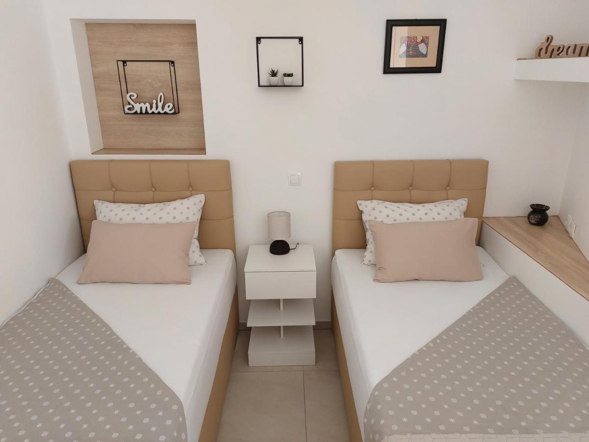Apartments Alexandra เซเลีย ภายนอก รูปภาพ