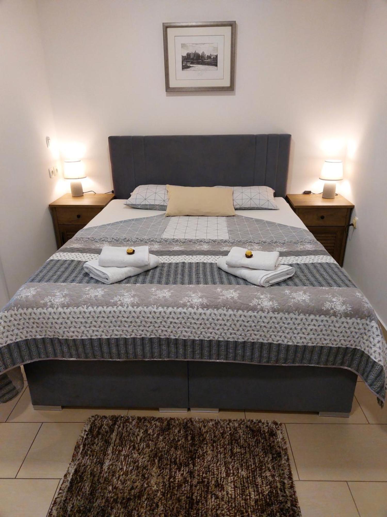 Apartments Alexandra เซเลีย ภายนอก รูปภาพ